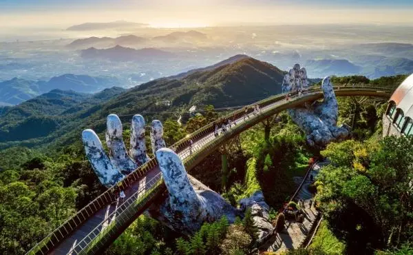 Jelajahi Sisi Cantik Vietnam Melalui Pilihan Tur Terbaik