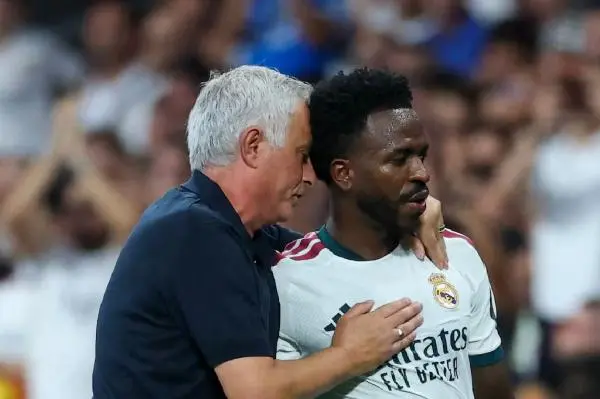 Jose Mourinho Bongkar Alasan Sebenarnya Vinicius Tolak Mentah-Mentah Arsenal