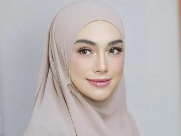 Celine Evangelista Jadi Istri ke-4 Sultan Mesir? Faktanya Mengejutkan!