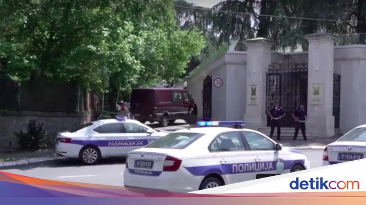Polisi Serbia Tembak Mati Penyerang di Luar Kedubes Israel
