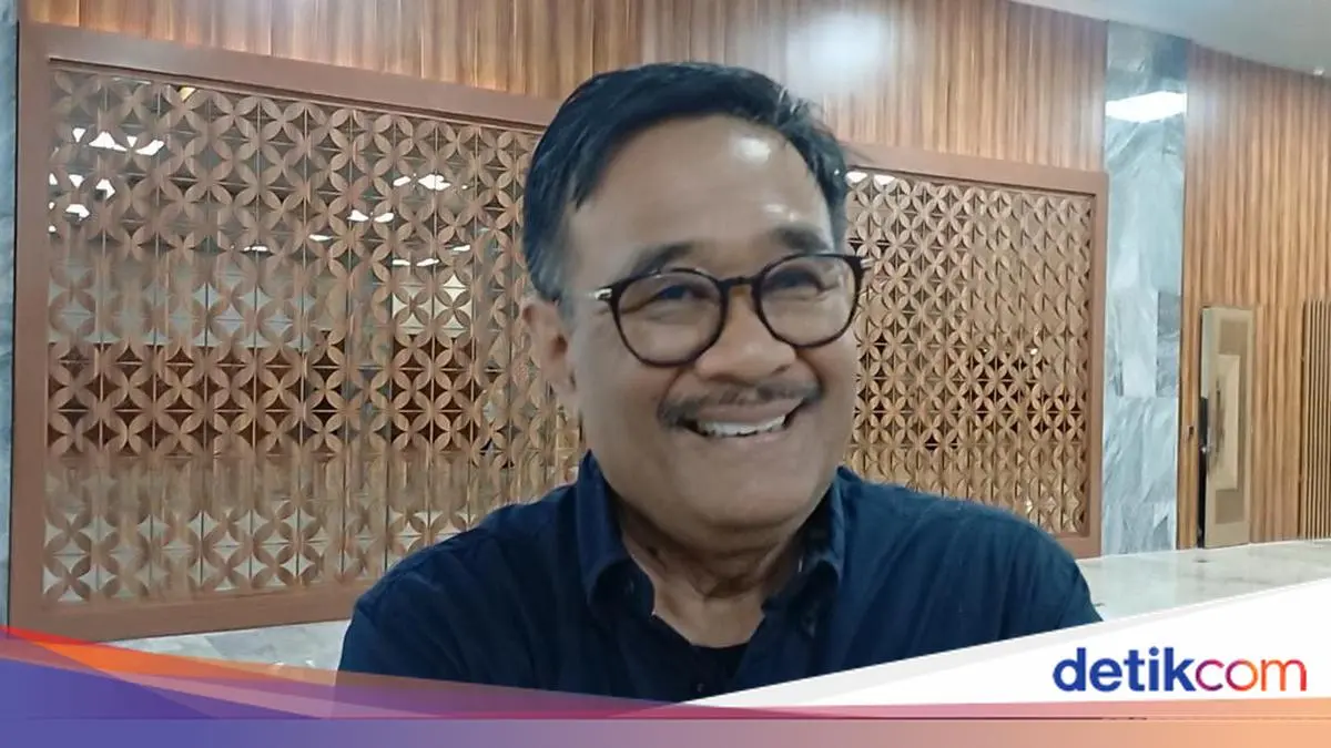 Djarot Dorong Hak Menyatakan Pendapat Sikapi Polemik Ijazah Gibran
