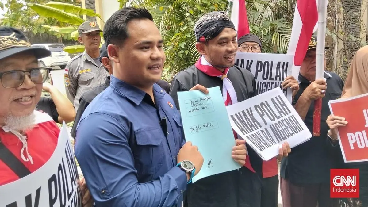 Pejuang Merah Putih Geruduk Rumah Jokowi, Desak Gibran Mundur Wapres