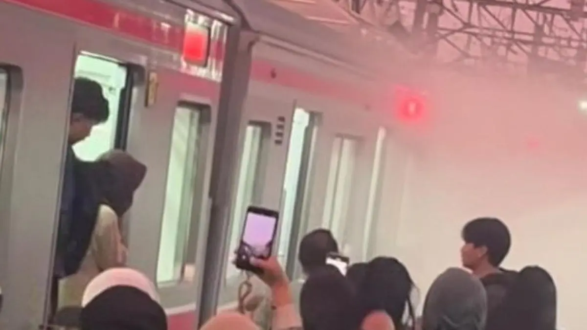 Ada Ledakan dan Percikan Api di KRL Jakarta-Bogor, KAI Buka Suara