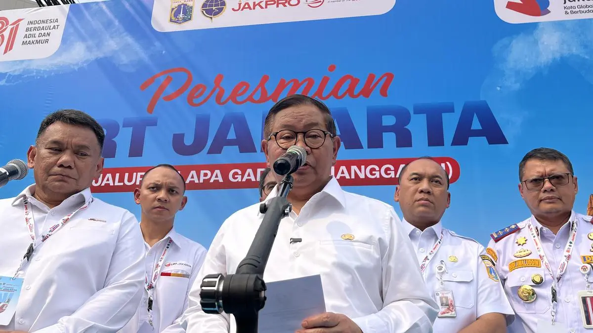 Pramono Minta Jakpro Hitung Biaya Perpanjangan LRT ke JIS