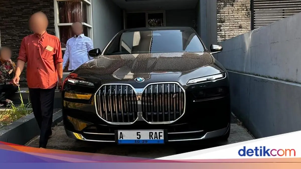 KPK Segera Panggil Suami Fadia Arafiq Usai Sita Mobil BMW terkait TPPU