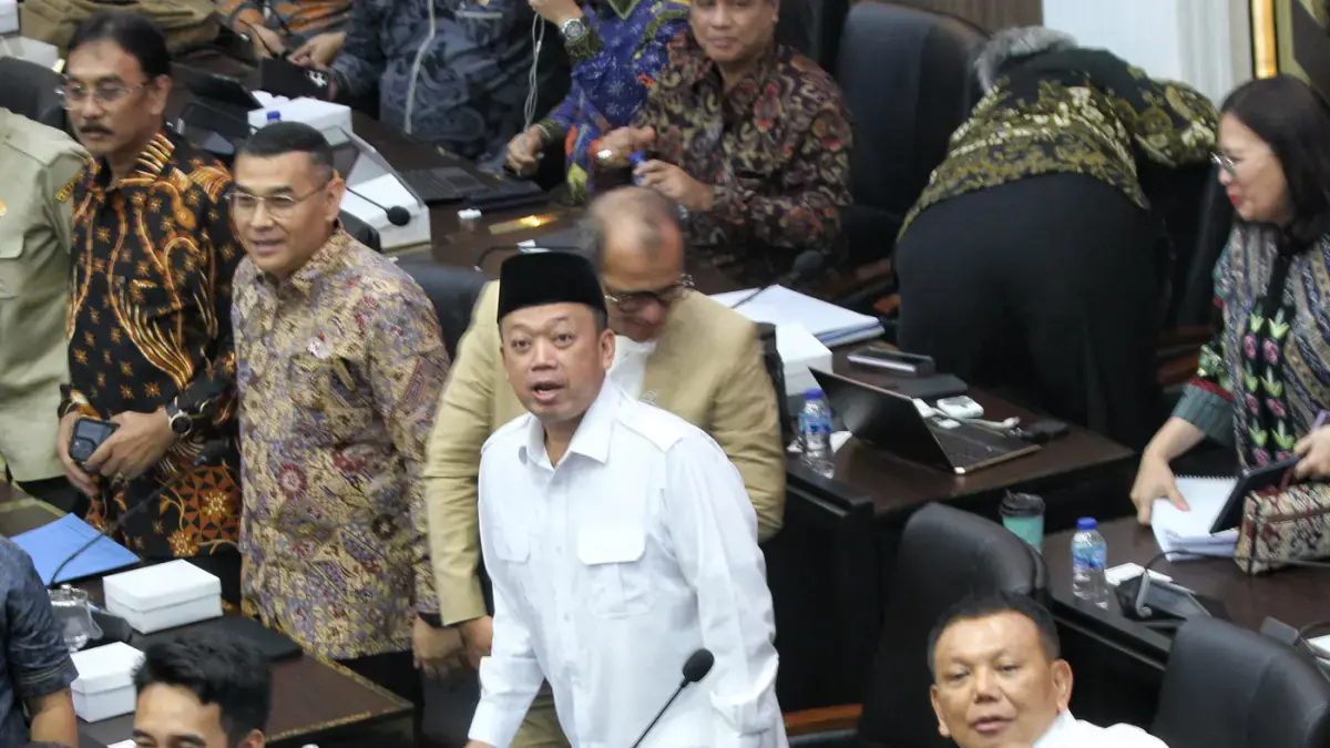 Survei IndocPolls Ungkap Kinerja Seskab Teddy Teratas, Nusron Wahid di Posisi Buncit