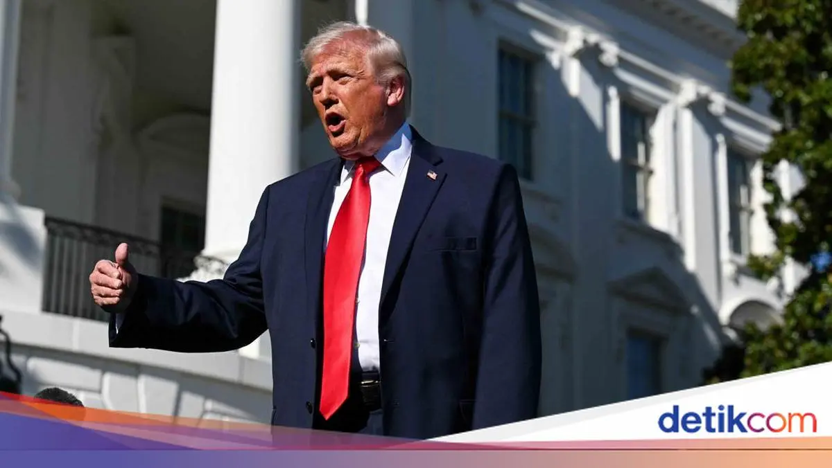 Trump Bilang Paris Akan Jadi Kota Muslim Jika Prancis Tak Tutup Perbatasan