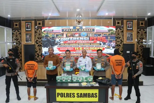 Polisi Bongkar Peredaran Sabu 11,67 Kg di Sambas Kalbar, 2 Tersangka Ditangkap