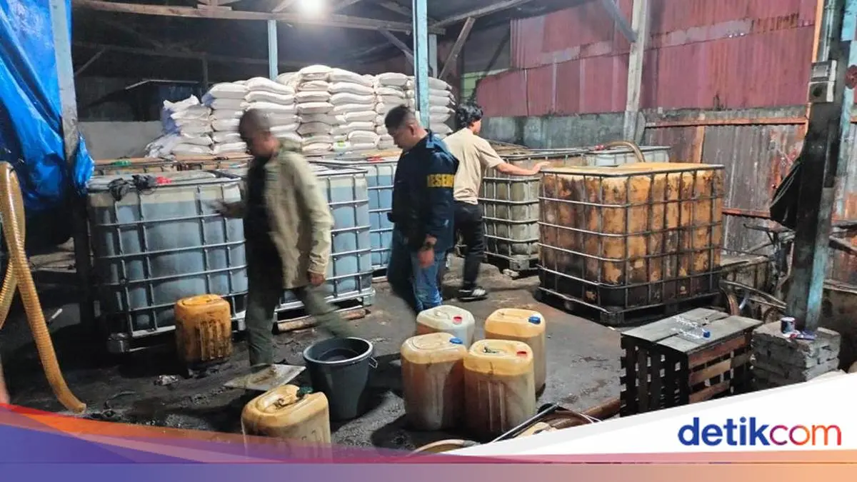 Polda Riau Bongkar Penyelewengan 6.500 Liter Solar, 2 Tersangka Dijerat
