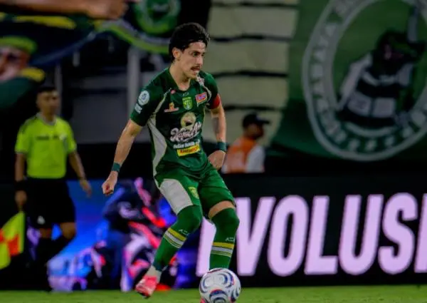Francisco Rivera Belum Pulih dari Cedera, Tetap Nekat Bela Persebaya Lawan Persijap