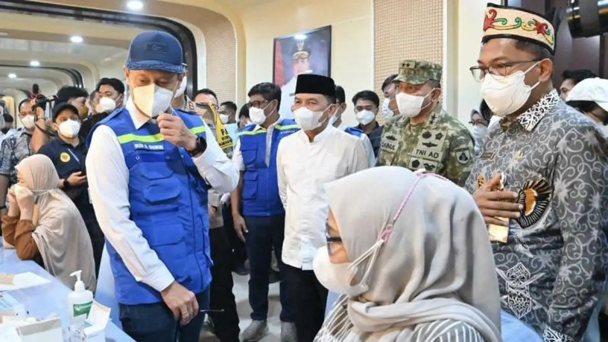 Menkes Klarifikasi Foto Pakai Tabung Oksigen di Palangka Raya