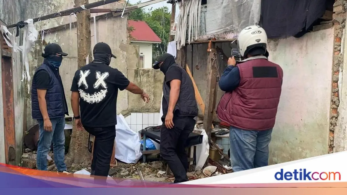 Polda Riau Ratakan Lapak Narkoba di Kampung Panger, 2 Orang Ditangkap