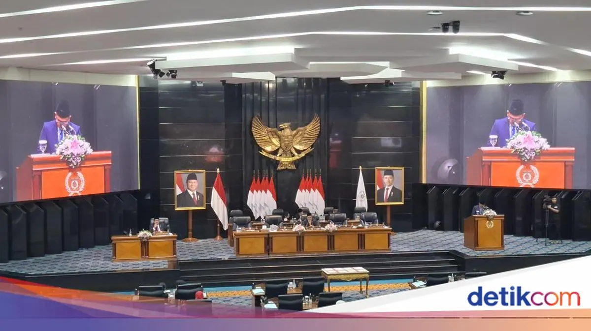 Rapat Paripurna, Legislator DKI Soroti Dana Jaminan Kesehatan Turun Rp 200 M