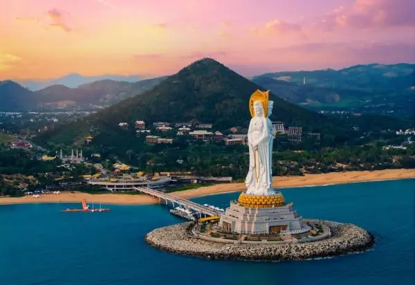 Liburan di Hainan, China: Menikmati Pesona Suasana Tropis dan Budaya Menarik