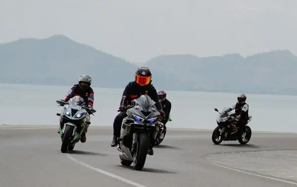 50 Rider dari Berbagai Genre Motor Jelajahi Lombok-Mandalika
