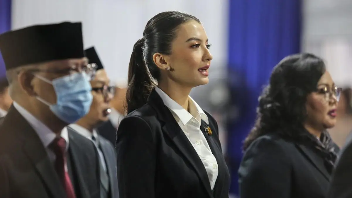 Raline Shah Mundur dari Kursi Stafsus Menkomdigi