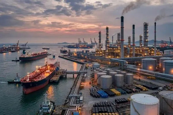 Harga Minyak Dunia Turun usai Dekati Level Tertinggi dalam 6 Bulan
