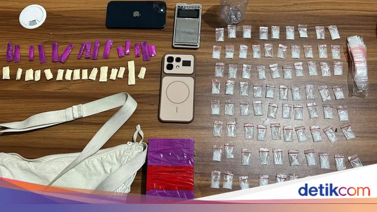 Polisi Gerebek Kampung Narkoba di Manado, Tangkap 4 Orang-Sita 111 Paket Sabu