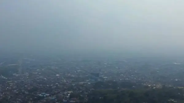 Dampak Kabut Asap Karhutla, Siswa di Kendari PJJ hingga 23 Oktober