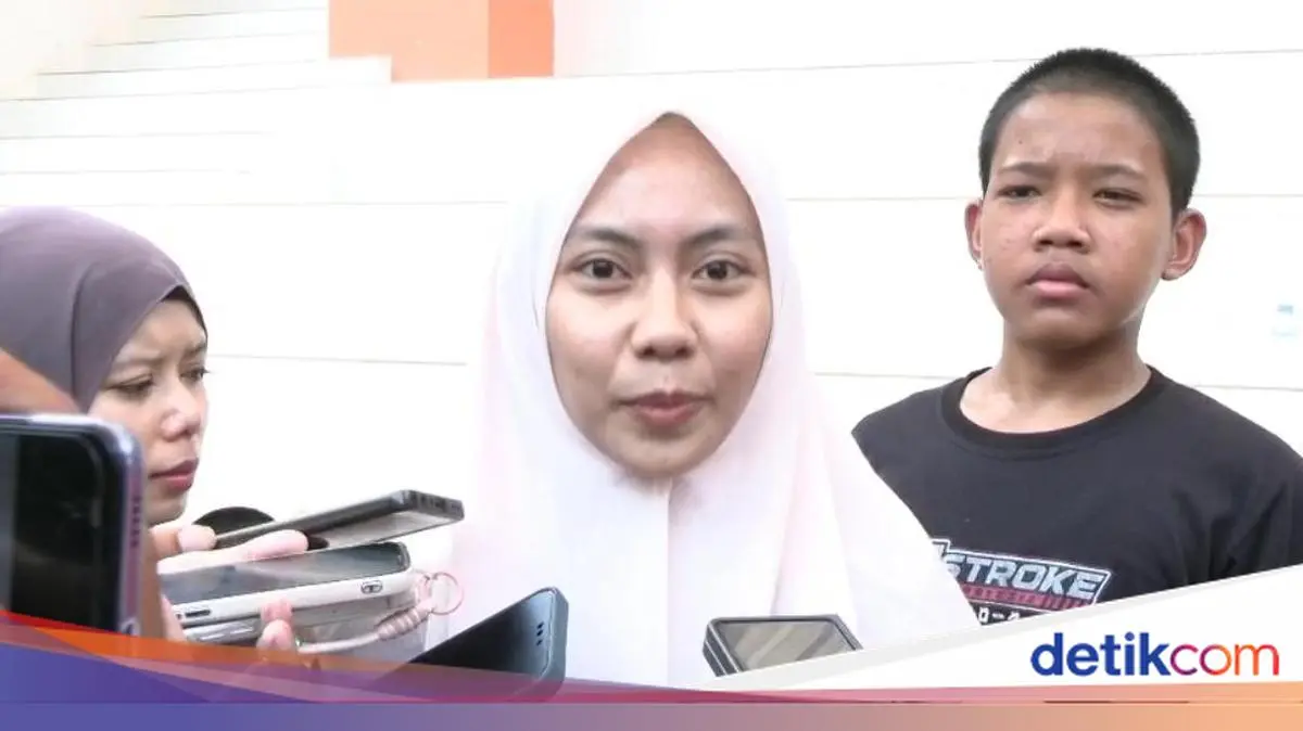 Pengalaman Baru Yumar Mengajar Matematika di Sekolah Rakyat Bekasi