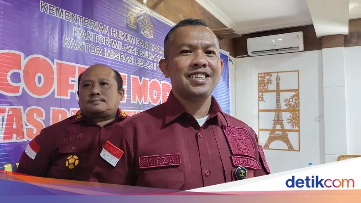 Imigrasi Palembang Buka Pasporia di Kambang Iwak dan Sosialisasikan SIX