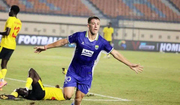 Hasil Babak I Persib vs Viettel FC: Peralta Bawa Maung Bandung Unggul 1-0