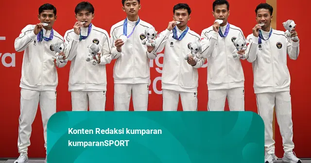 Foto: Sepaktakraw Putra RI Tumbang Bawa Pulang Perak