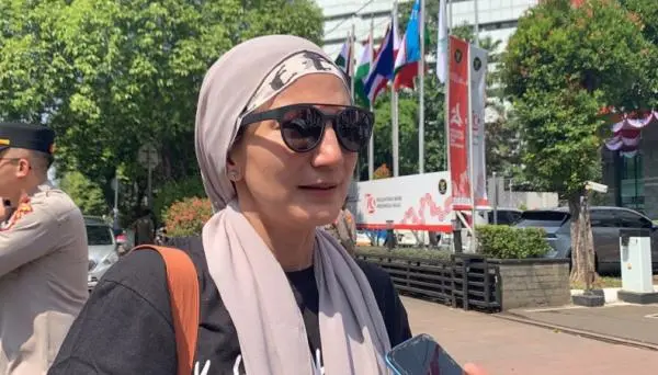 Wanda Hamidah Isyaratkan Ikut Aksi di Bundaran HI Siang Ini, Ada Apa?