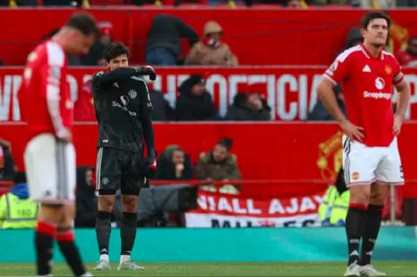 Dihujan Fans, Ruang Ganti MU Mencekam usai Dihancurkan Bournemouth