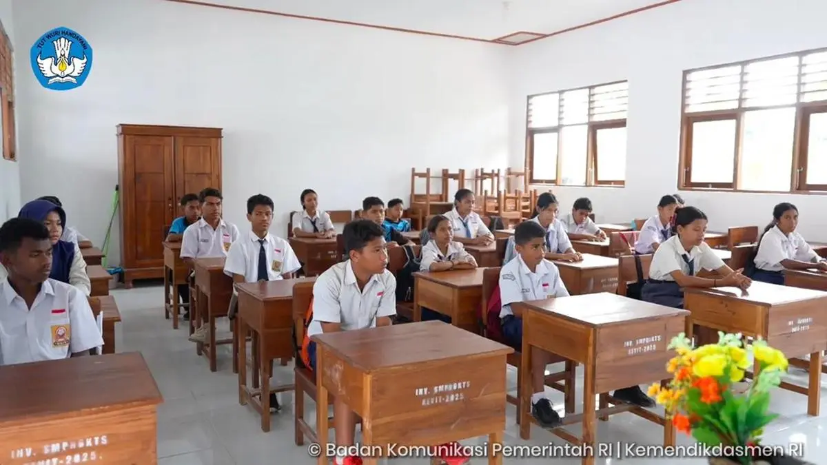 Dua Tahun Prabowo-Gibran, Pembenahan Pendidikan Sasar Sekolah dan Kesejahteraan Guru
