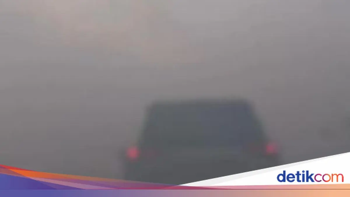 Ada Asap Pekat, Lalin di Tol Tangerang Arah Jakarta Sempat Macet