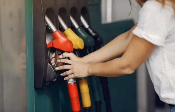 Daftar Harga BBM Pertamina, Shell, BP, dan Vivo Oktober 2026, Cek Perbandingannya!