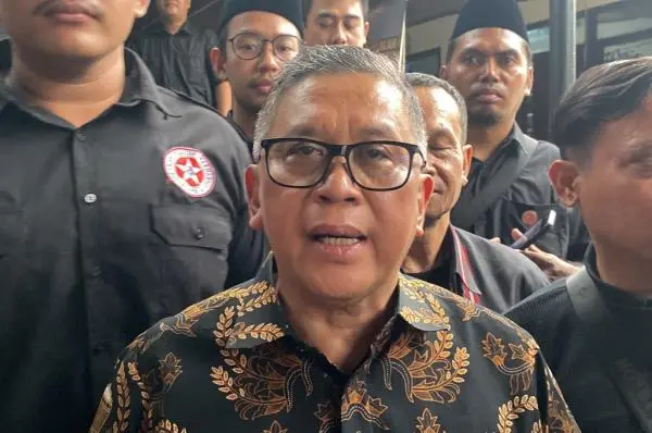 Hasto Akui Bahas Hak Angket Gibran dengan PKS: Jadi Pemimpin Harus Konstitusional, Bukan karena Orang Tua