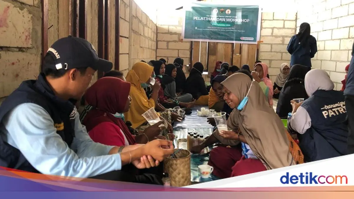 Mama-mama Weri & Saharey Olah Daging Buah Pala Jadi Sirup dan Teh Rempah
