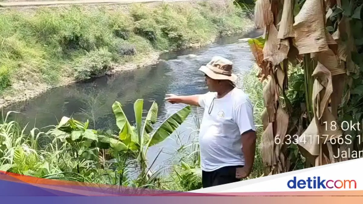 Sungai Cileungsi Menghitam Lagi Diduga Tercemar, DLH Bogor Telusuri