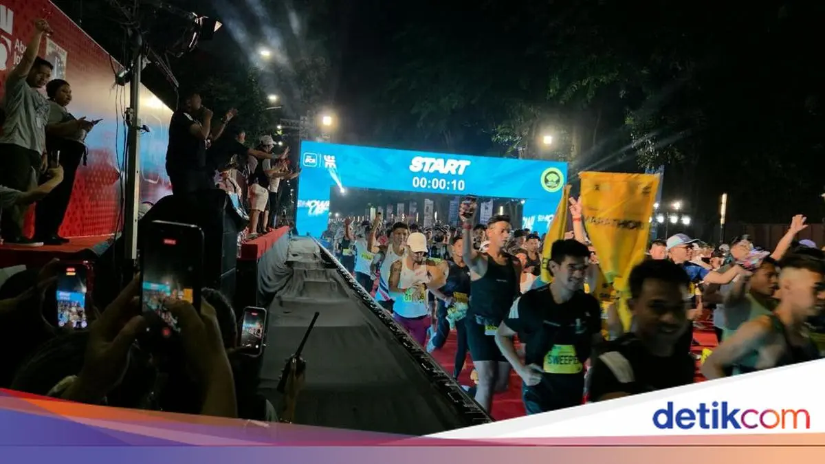 Pramono Lepas Ribuan Peserta Lari Marathon Jakarta Running Festival 2026