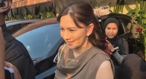 Suami Dilaporkan Dugaan Perzinaan, Cut Keke Pilih Bungkam