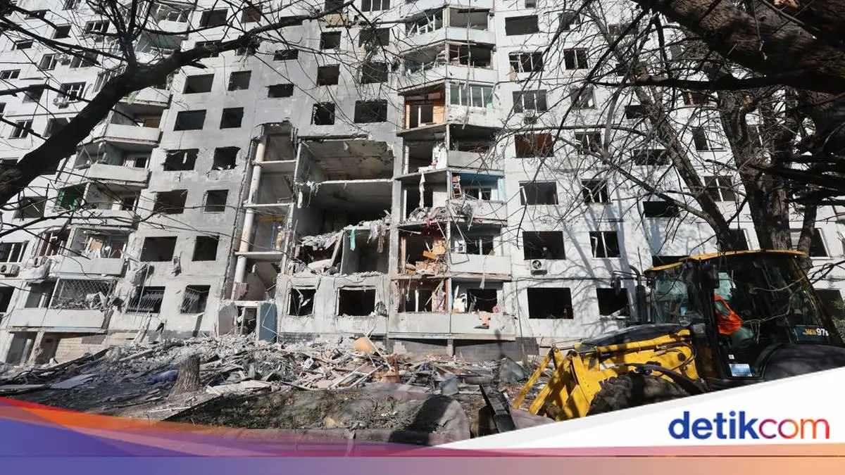 Panas Lagi! Ukraina Serang Mobil Jenazah, Rusia Balas Bombardir Taman