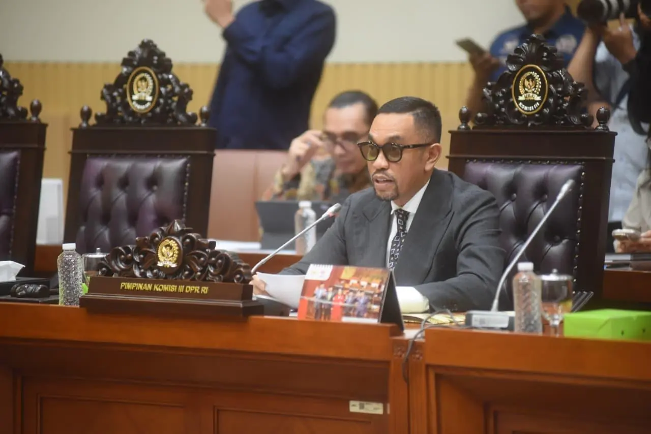 Kejagung Tangkap Kajari Konawe, Sahroni: Tindak Tegas Jangan Tunggu Viral