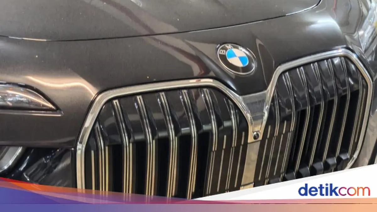 KPK Sita Mobil BMW hingga BYD dari Tersangka Korupsi Dana Bencana BNPB