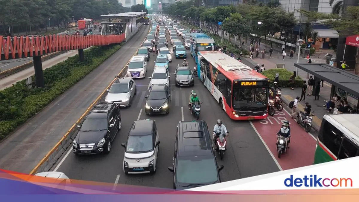 Jelang Aksi Unjuk Rasa, Polisi Siapkan Rekayasa Lalin di Sudirman-Thamrin
