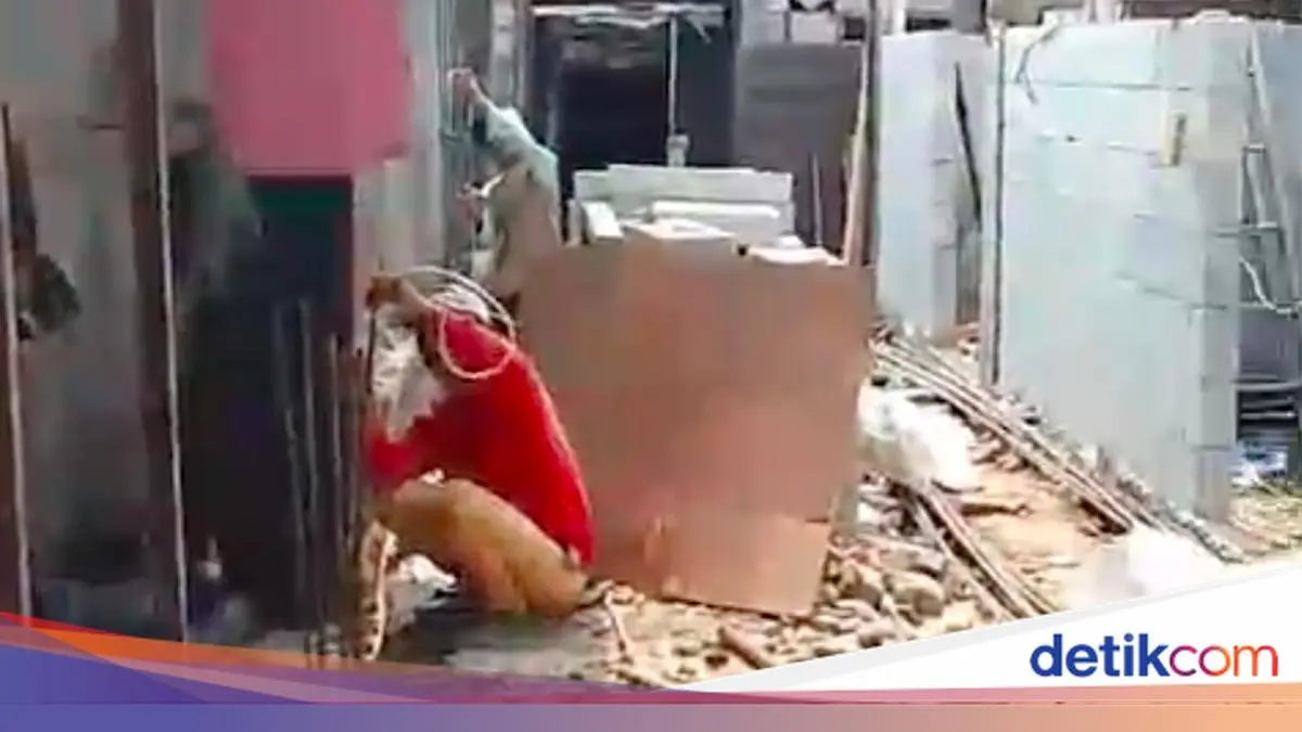 Viral Pasutri Lansia di Jaktim 'Terkurung' gegara Akses Ditutup Tetangga