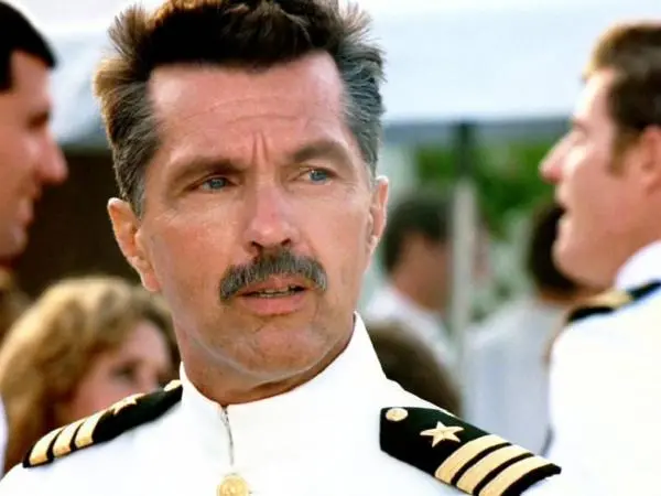 Kabar Duka, Aktor Senior Tom Skerritt Meninggal Dunia di Usia 93 Tahun