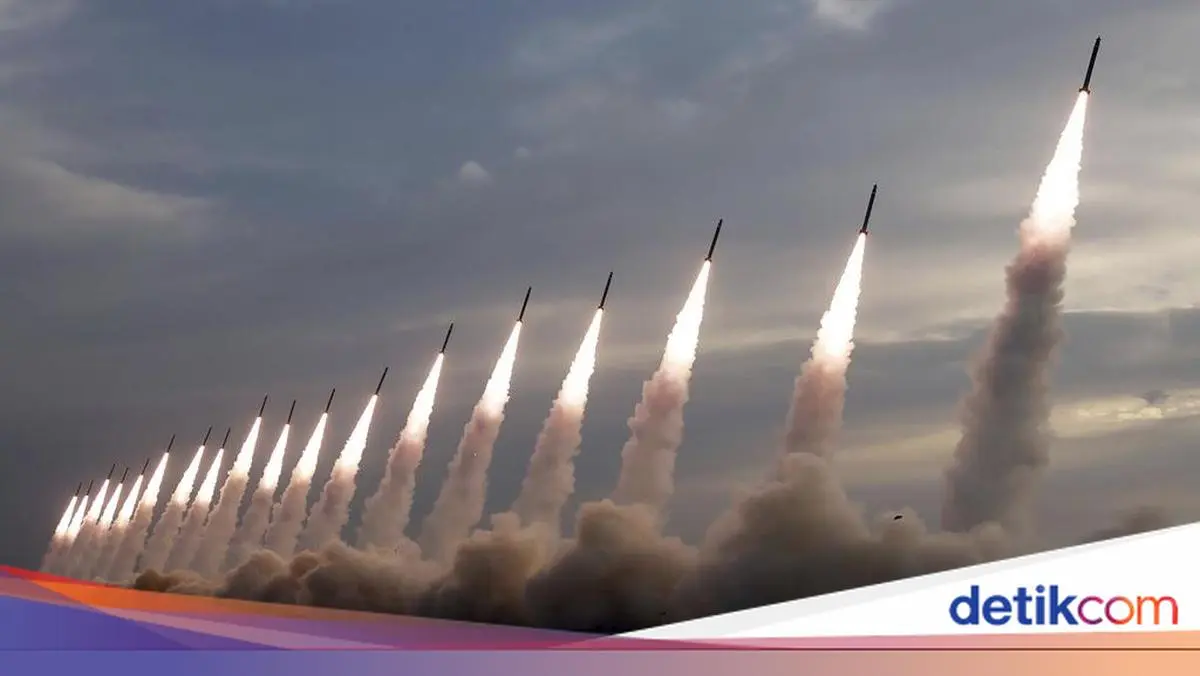 Kala Rudal Meluncur dari Korut yang Sempat Tak Dikenali