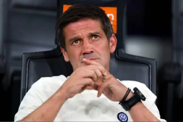 Chivu Galau Inter Tanpa Kemenangan dalam 7 Derbi Milan: Puncak Klasemen Tak Berarti!