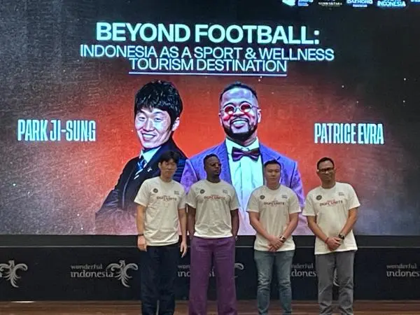 Penantian Panjang Berakhir! Legenda MU Siap Lawan Persija Legends di Jakarta