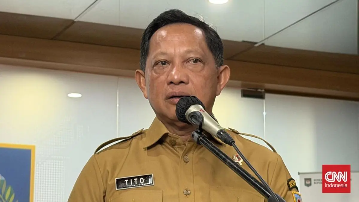 Tito Ungkap Alasan Karhutla di Kalimantan dan Sumatra Sulit Padam