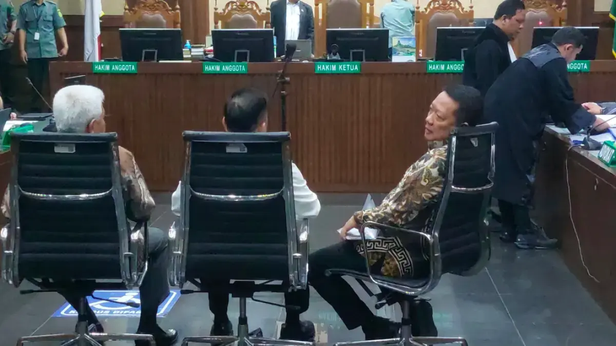 Sidang Febrie Adriansyah: Apa Mungkin Jelang Pensiun Saya Peras Orang?