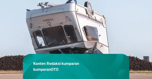 Berita Populer: Aksi Timpa Toyota Hilux BEV; Single Tank Mitsubishi Xforce HEV
