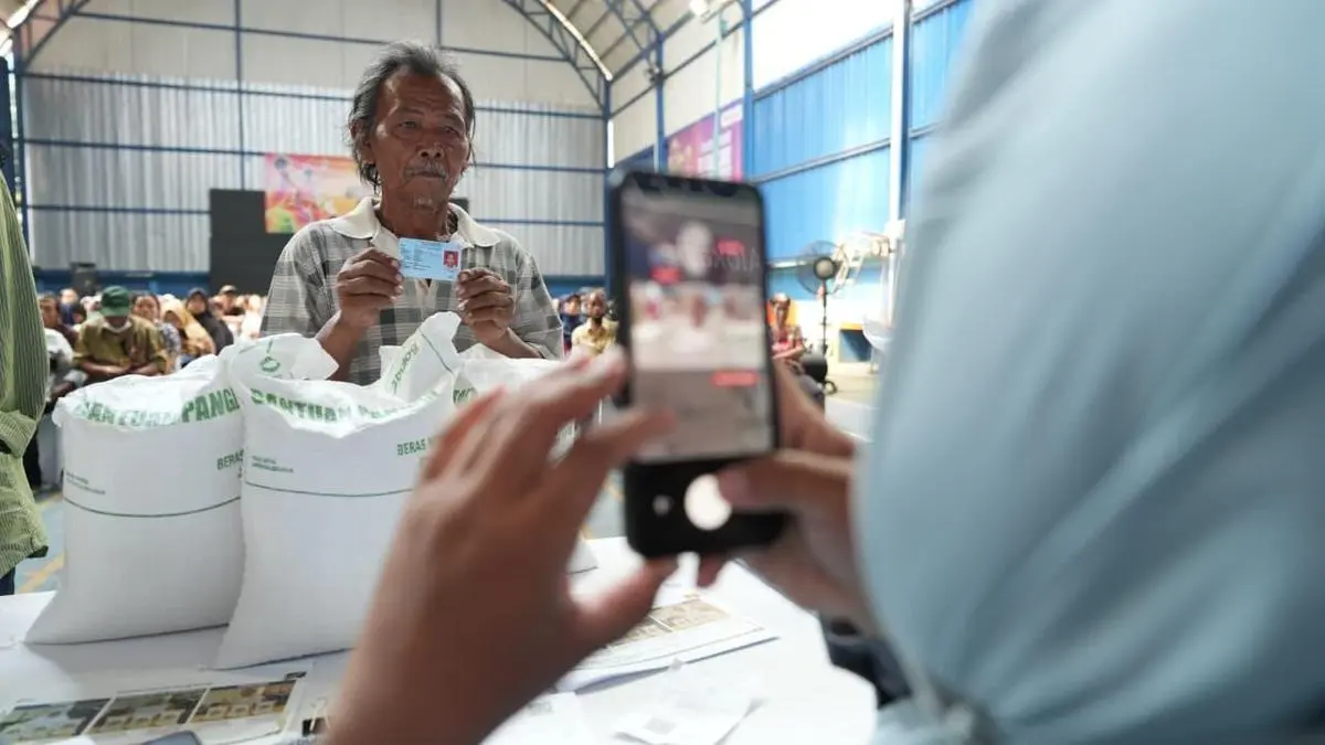 Kemensos Perketat Data Bansos, Penerima akan Dicek dengan Pengenalan Wajah